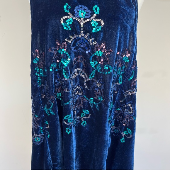 NWT FREE PEOPLE VELVET SEQUIN SWING MINI DRESS HALTER NECK SIZE MEDIUM IN BLUE - Picture 7 of 16